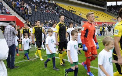 Stimmungsvoller Saisonstart in der Regionalliga West: Aachen holt 1:1 gegen Mönchengladbach